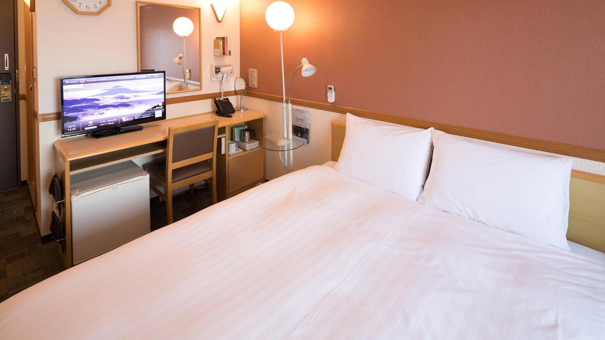 Toyoko Inn Shizuoka Fujieda Eki Kita Guchi Quarto foto